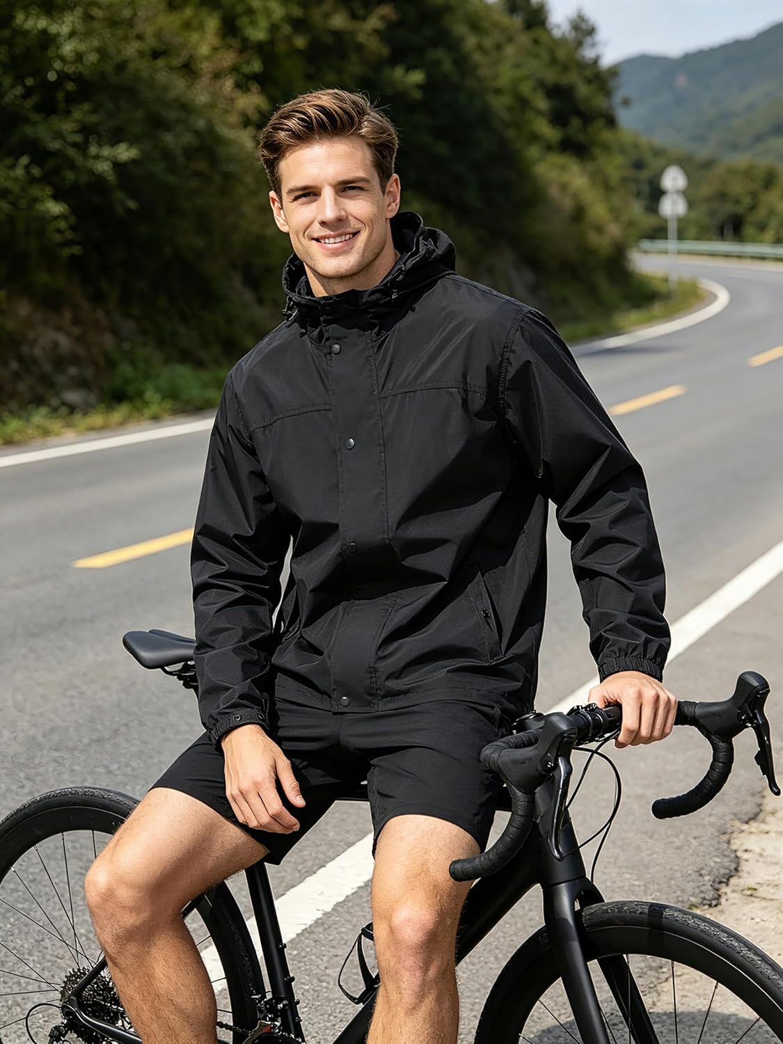 Men Lightweight Waterproof Rain Jacket Hooded Windbreaker Packable Outdoor Coat for Golf Running Hiking Travel